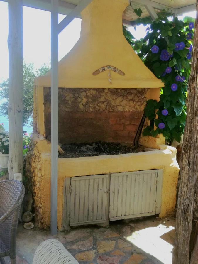 Kohyli Beachfront House