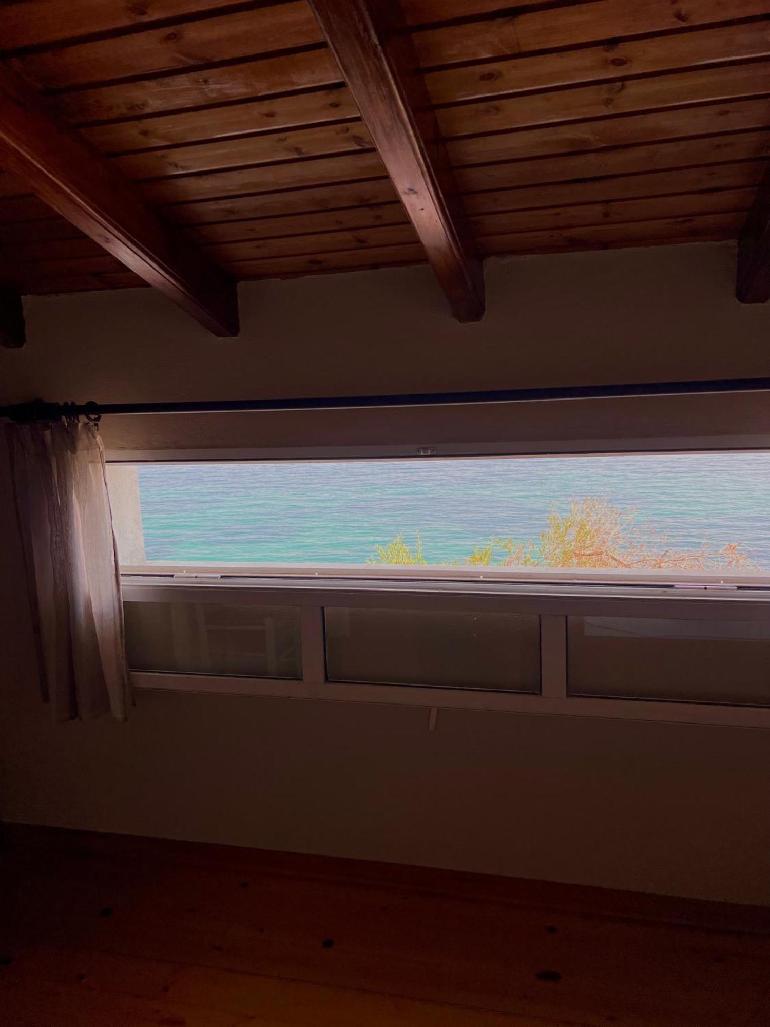 Kohyli Beachfront House Agia Pelagia Chlomou